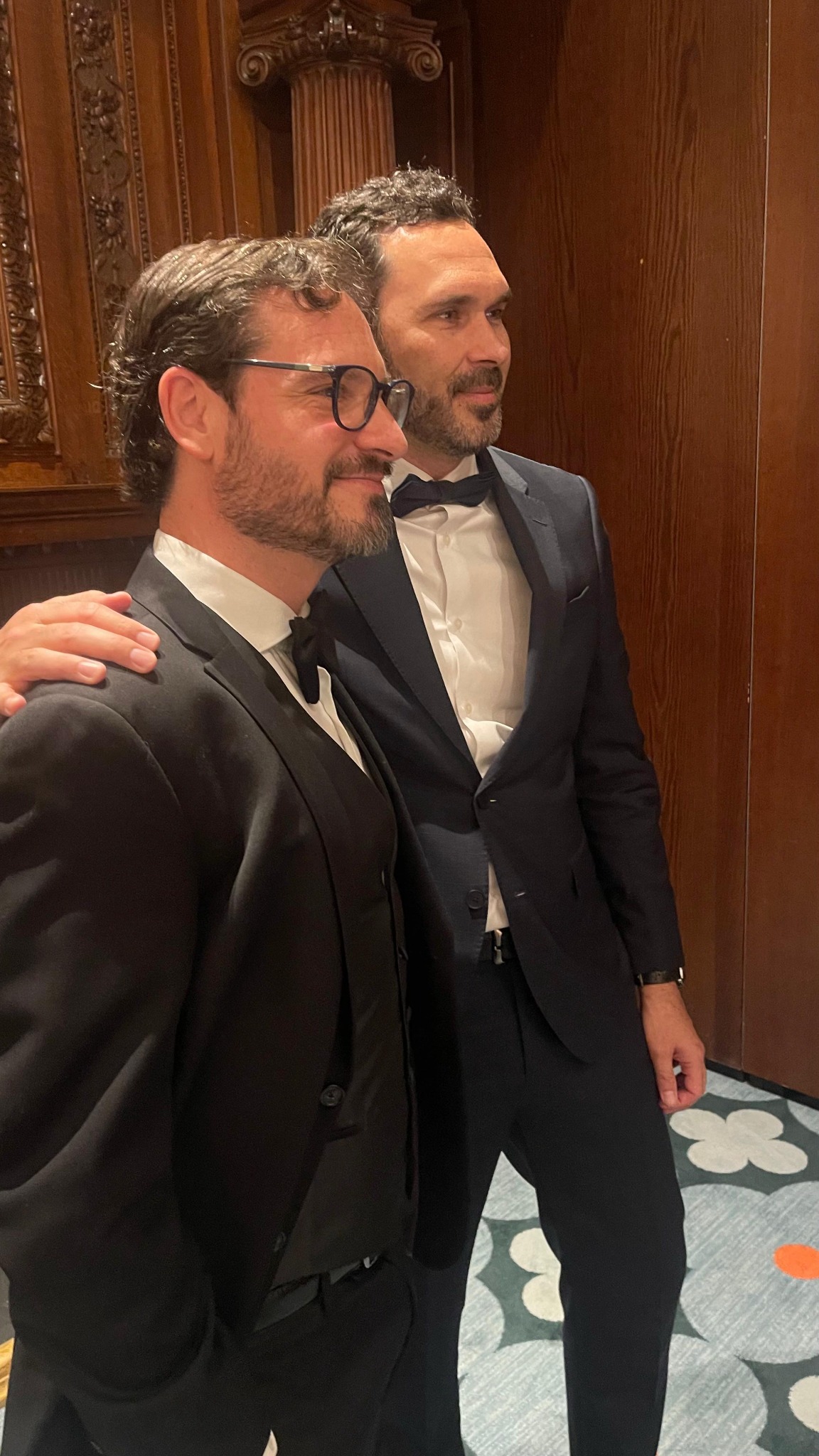 Alberto Ramos y Rubén Salim durante la premiación de RESI Boston